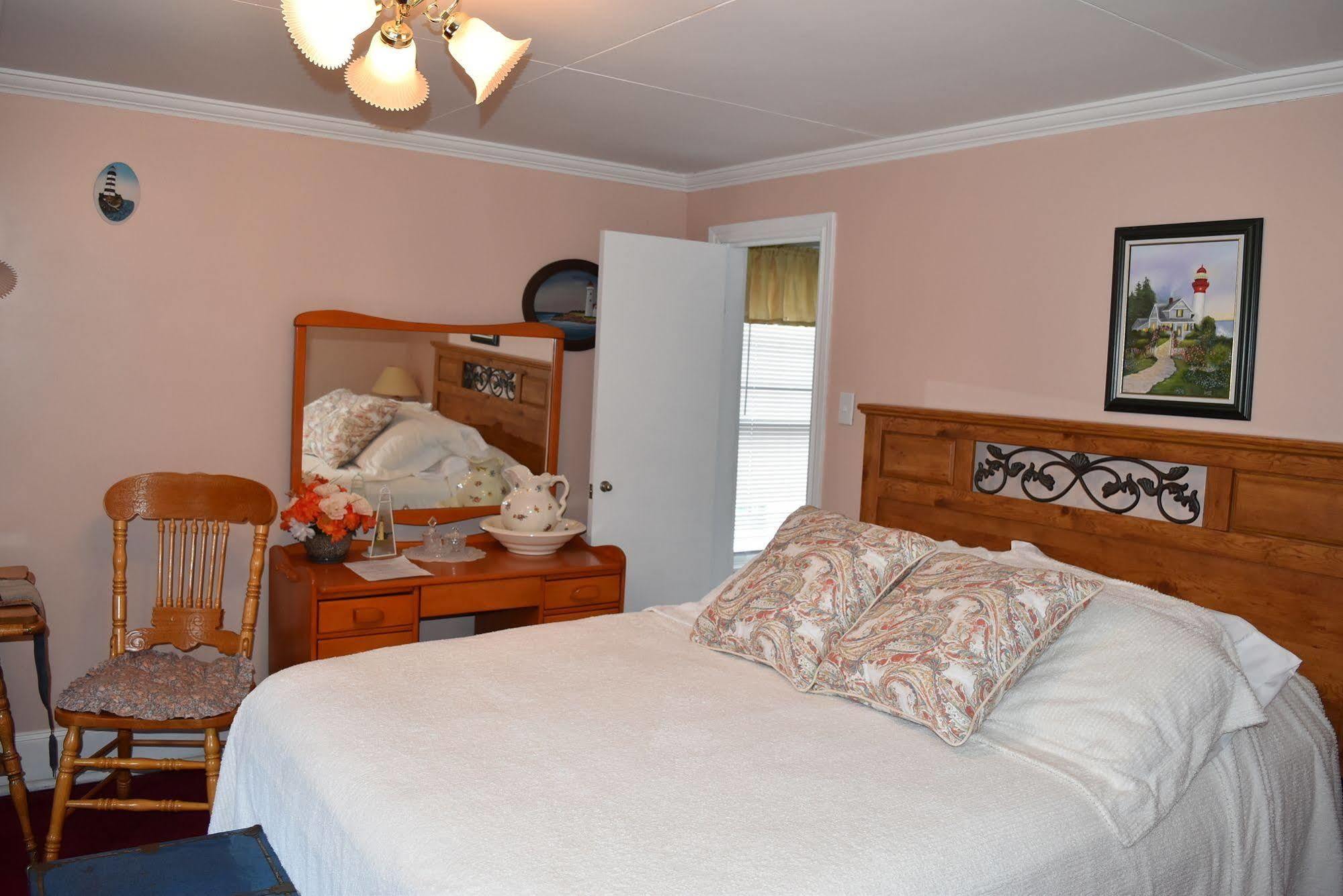 The Spaniards Room Heritage Home Spaniards Bay Ngoại thất bức ảnh